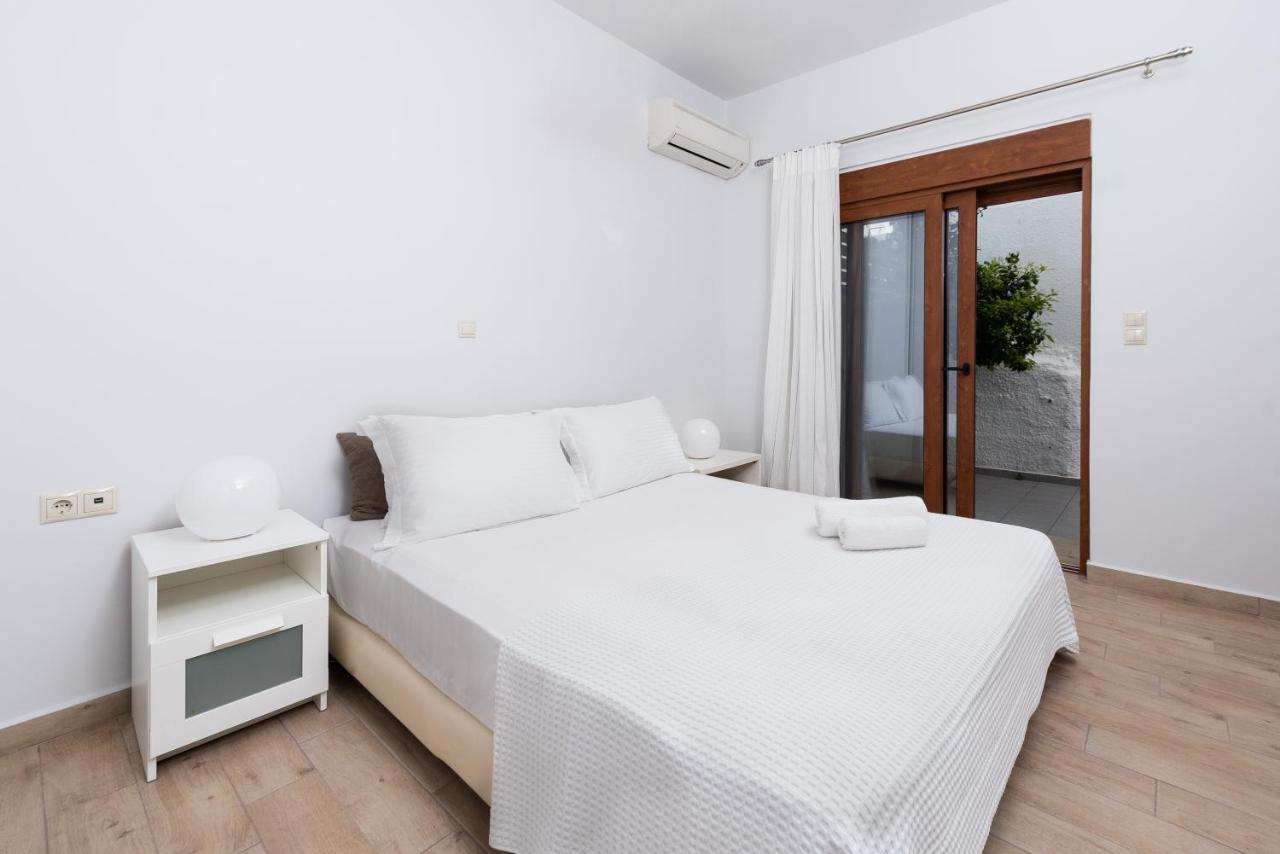 Ritas Modern In-City House Rhodes City Esterno foto