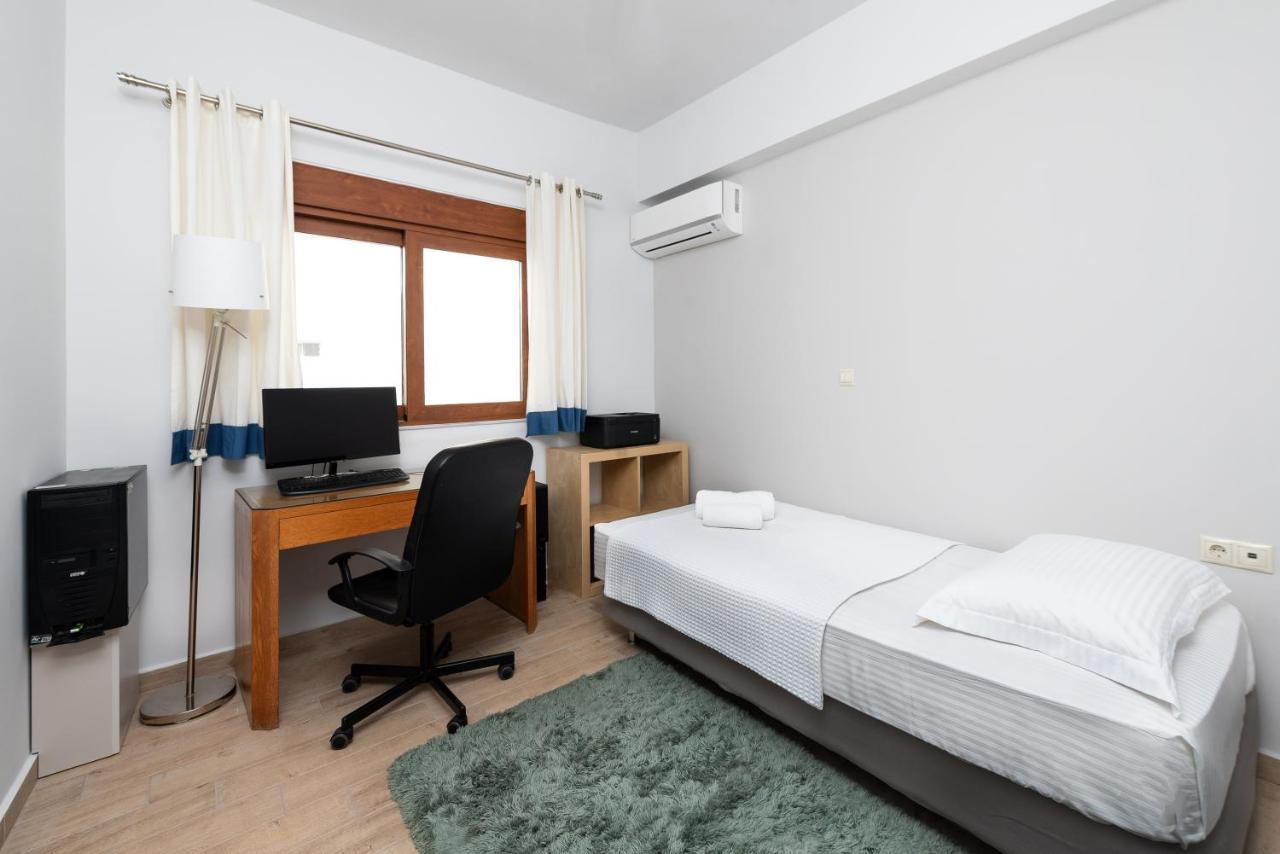 Ritas Modern In-City House Rhodes City Esterno foto